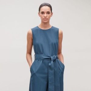 Belted wide-leg jumpsuit